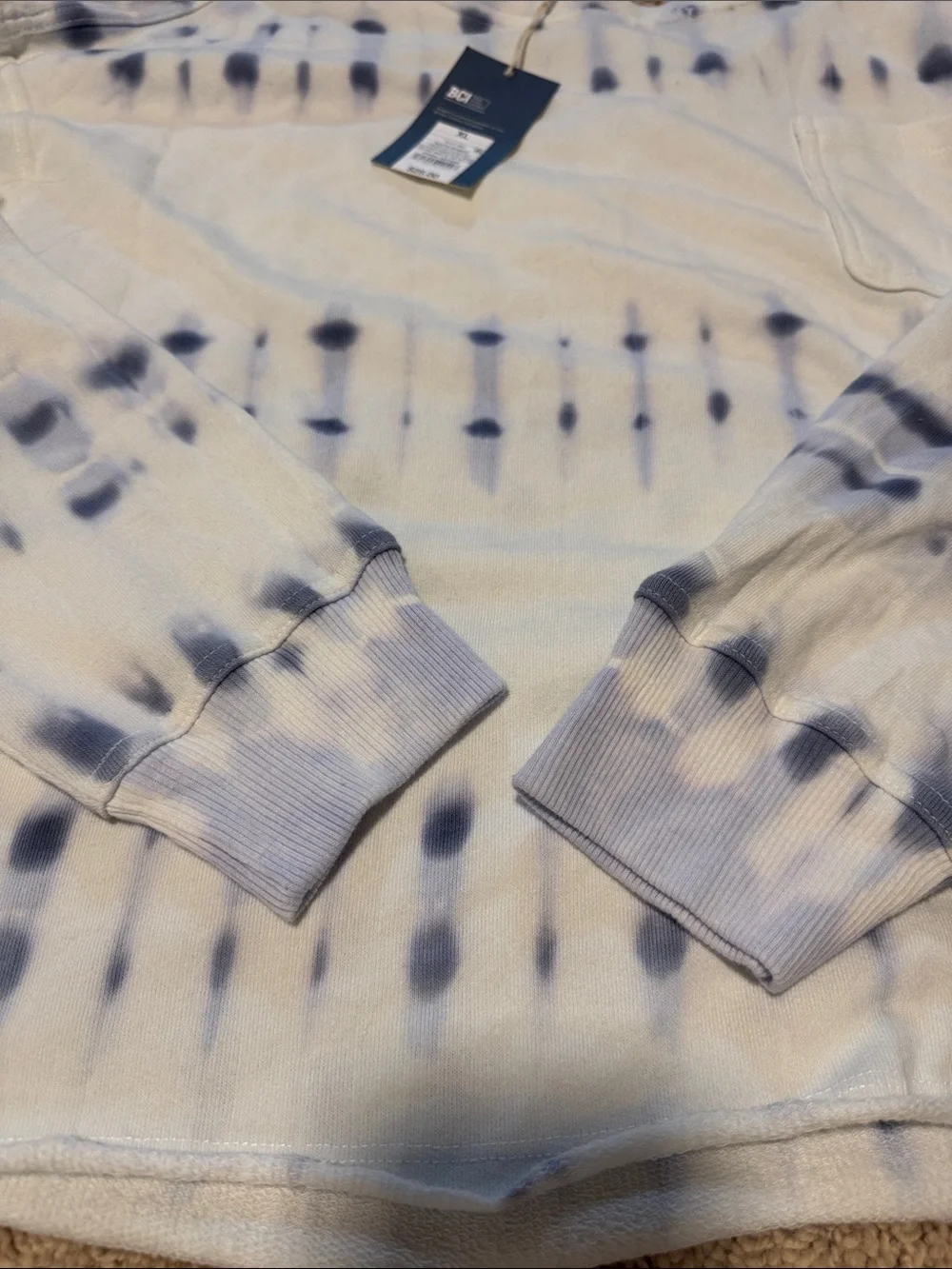 Universal Thread White and Blue Tie-Dye Pullover Sweatshirt - Picture 5 of 5